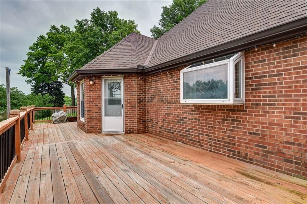 3330 S Norwood Avenue — photo 49