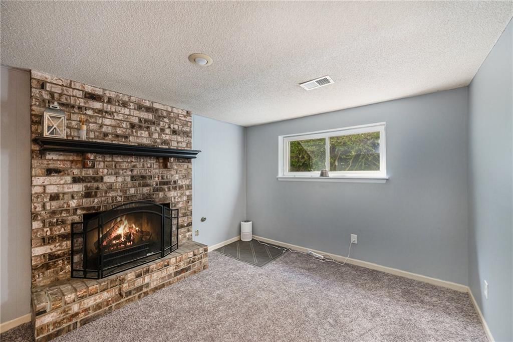 Photo 13 of 20 - 20308 E 17th Terrace N
