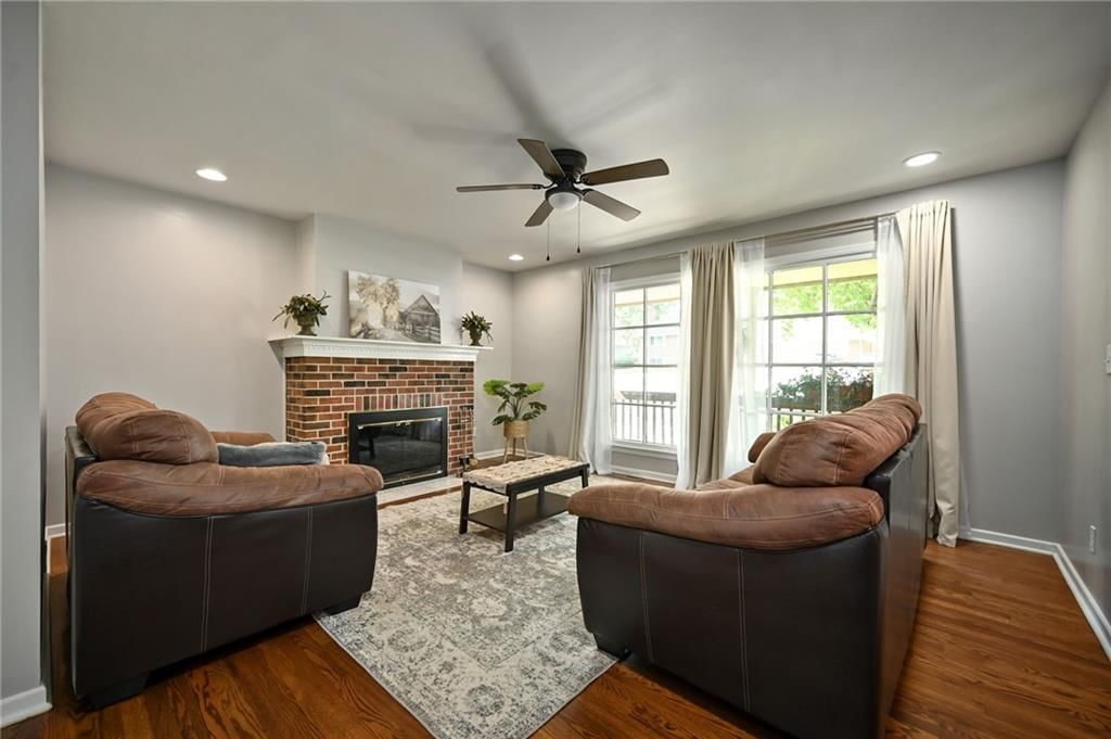 4400 Grandview Road — photo 8