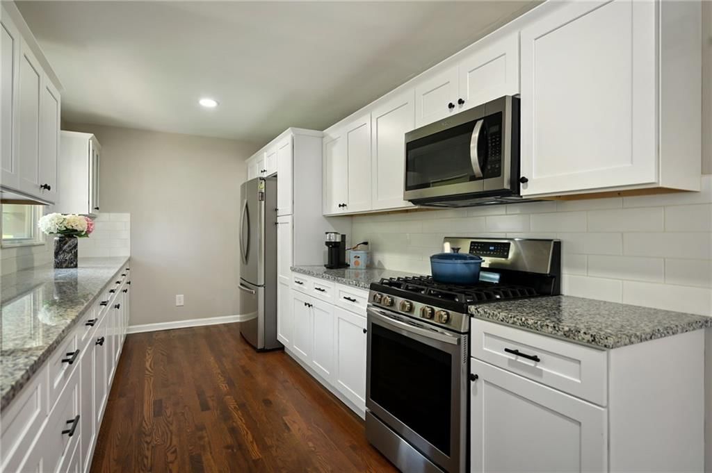 4400 Grandview Road — photo 14