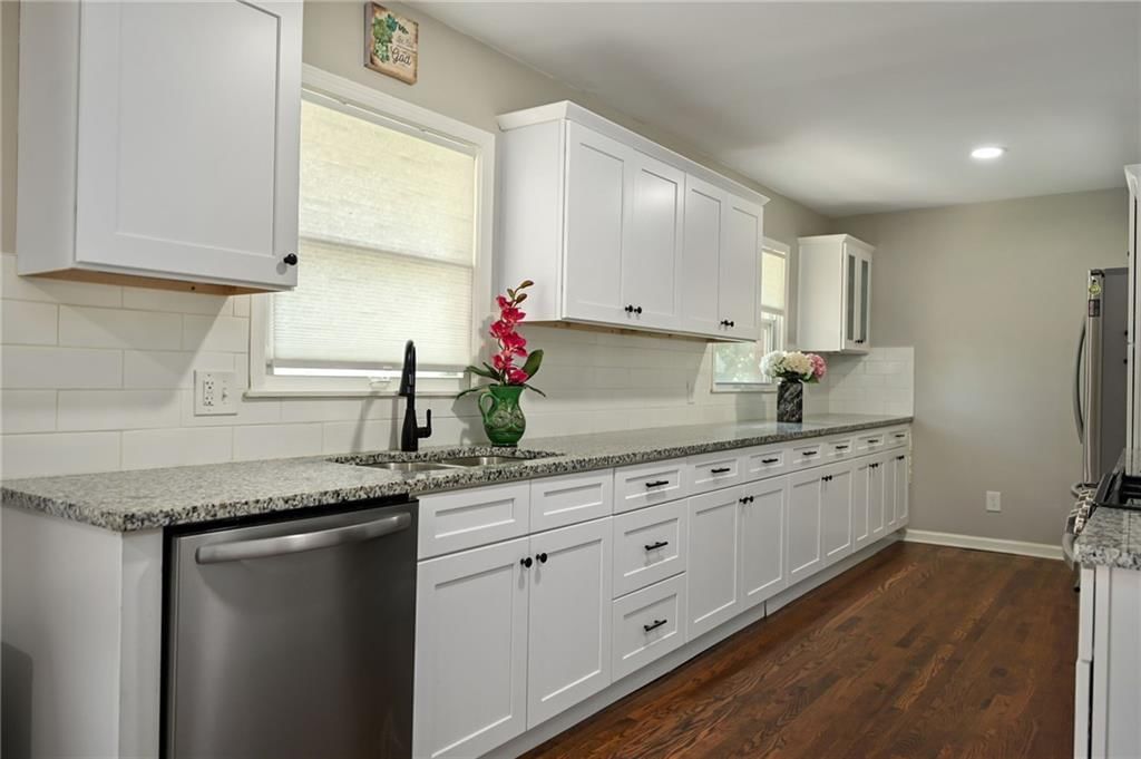 4400 Grandview Road — photo 15