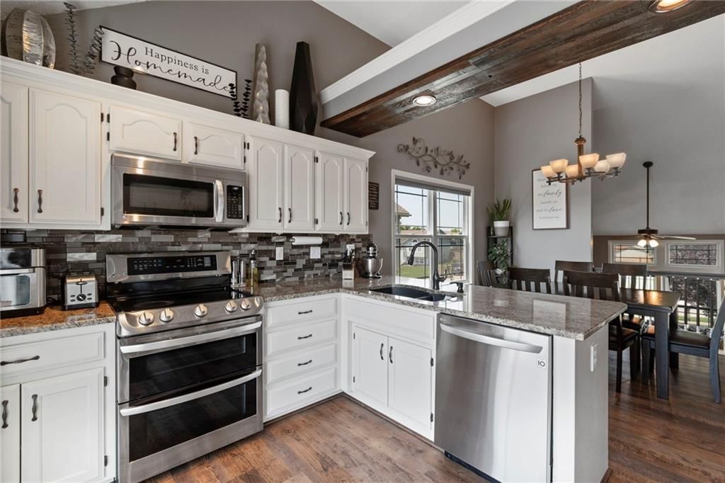 1203 Bradford Drive — photo 11