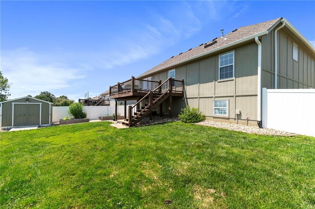 1203 Bradford Drive — photo 32