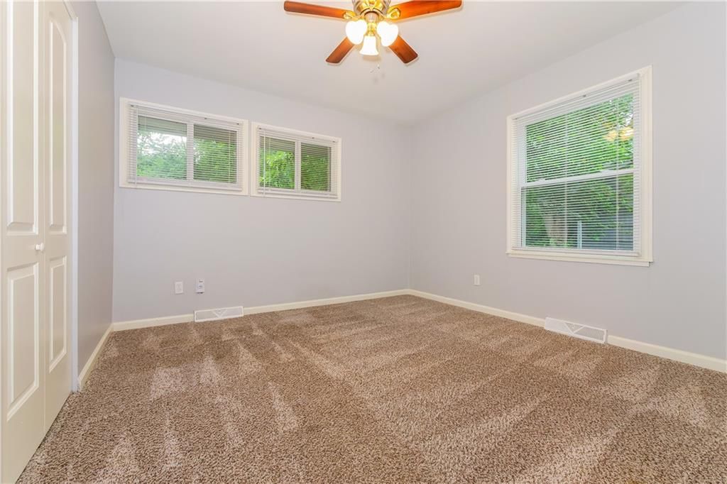 3702 E 106th Terrace — photo 8
