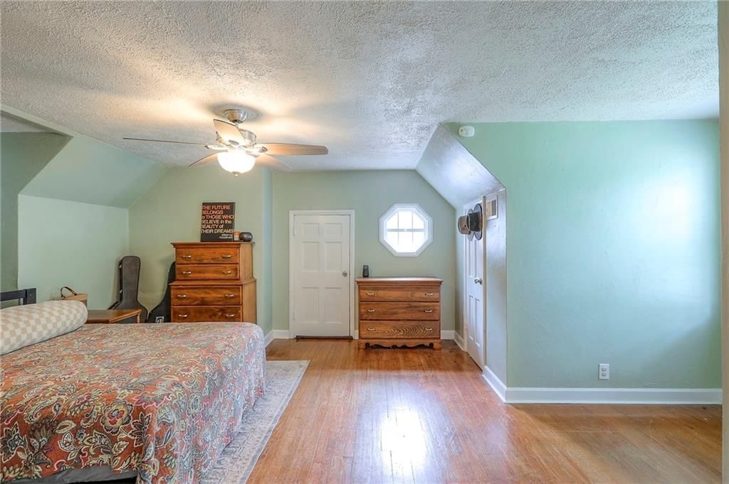 7700 Holmes Road — photo 13