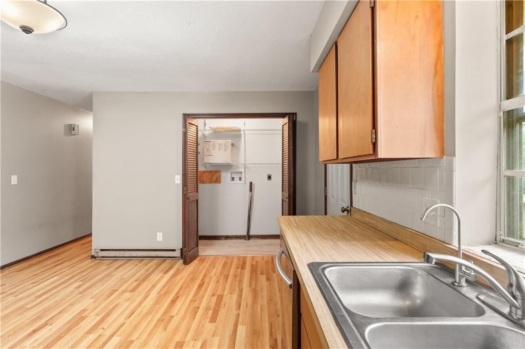 721 Jackson Avenue — photo 11