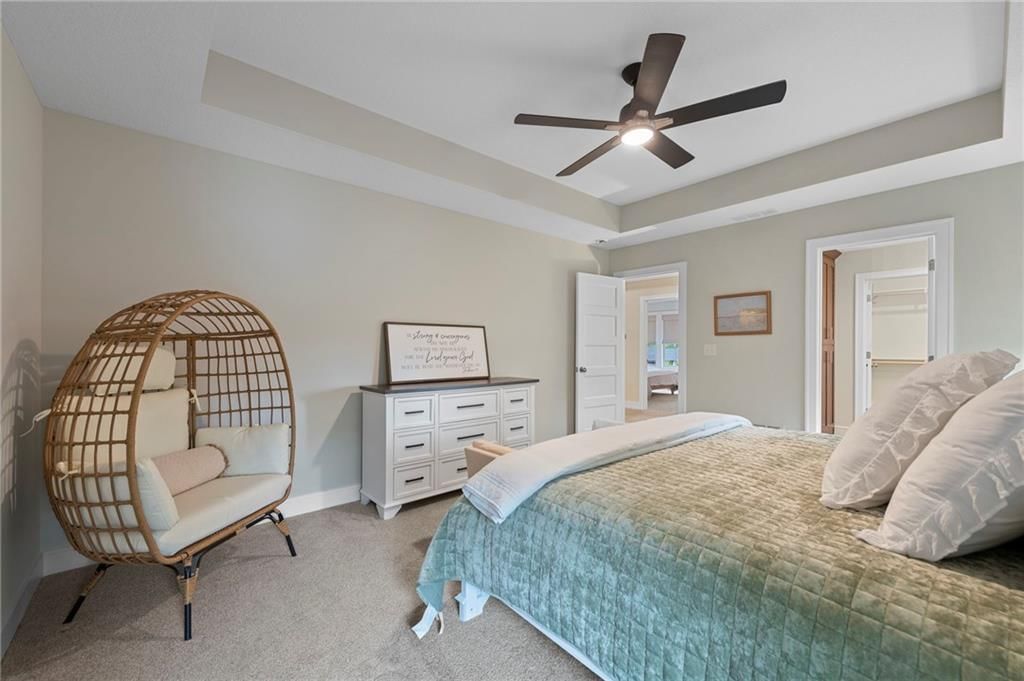 11807 S Kenton Street — photo 39