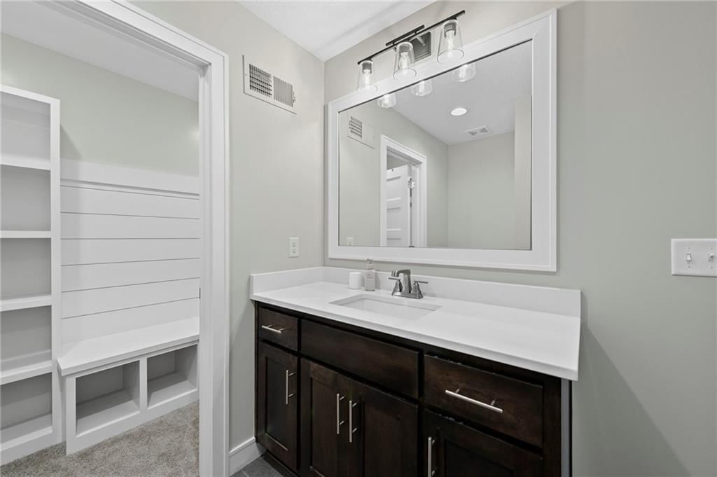 11807 S Kenton Street — photo 45