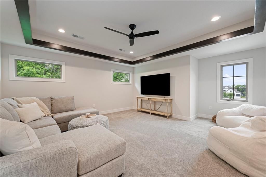 11807 S Kenton Street — photo 47