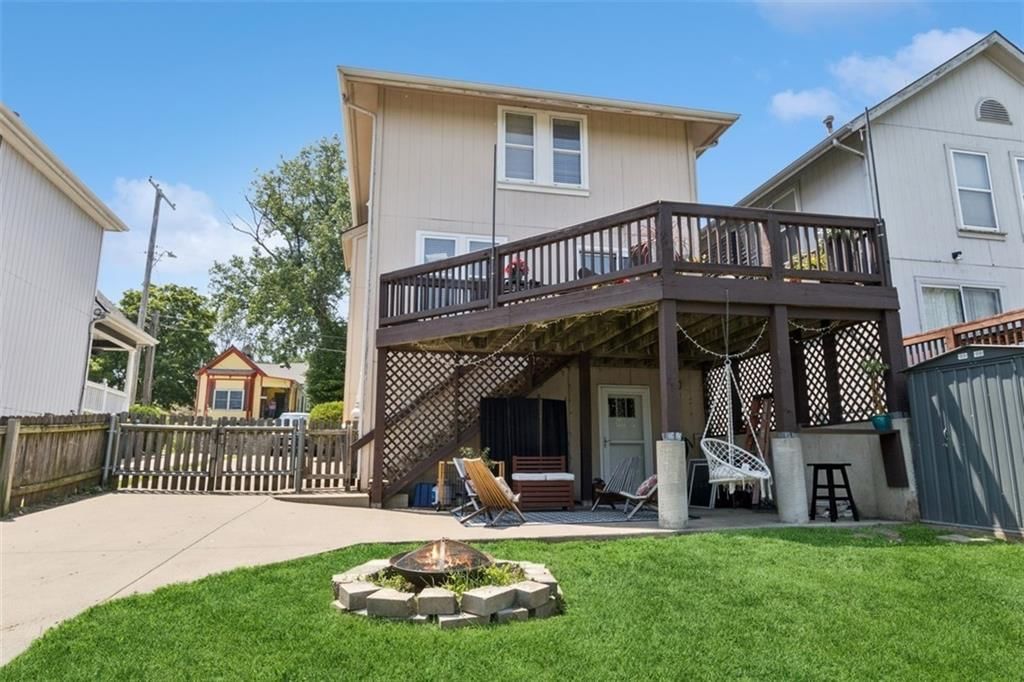 1741 Holly Street — photo 25