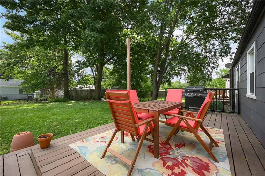 6217 Glenwood Street — photo 3