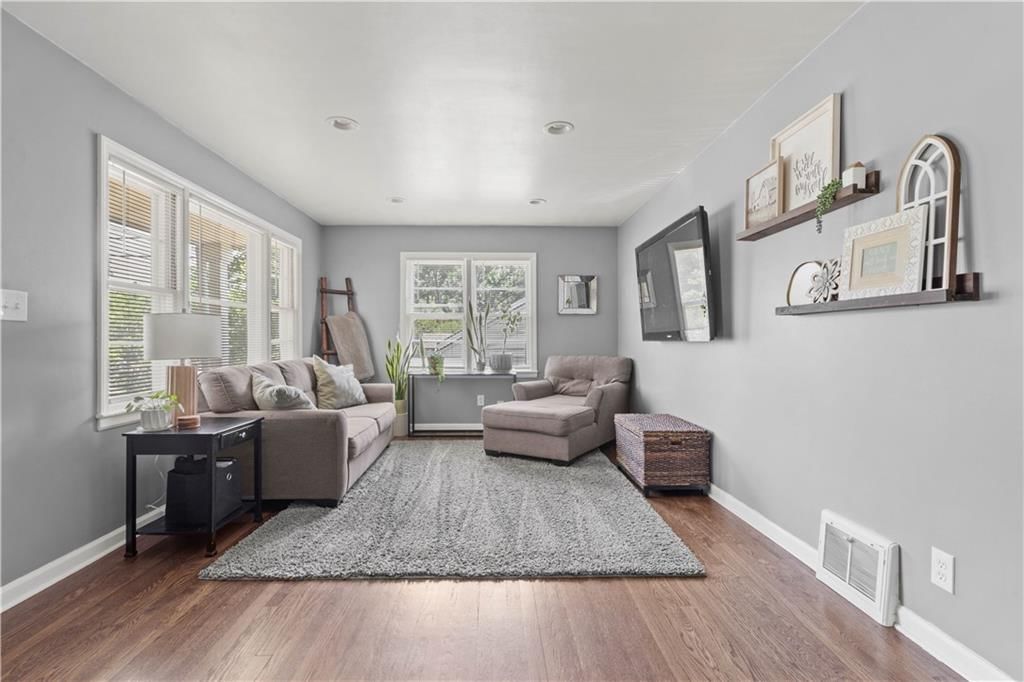 7801 W 55th Terrace — photo 3