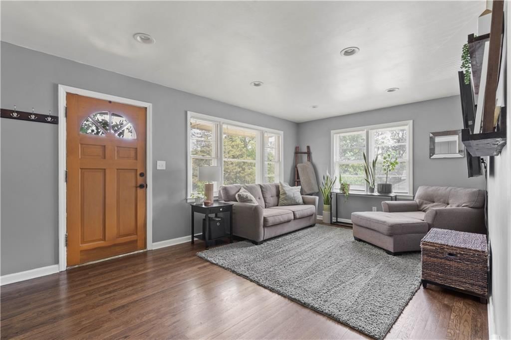 7801 W 55th Terrace — photo 4