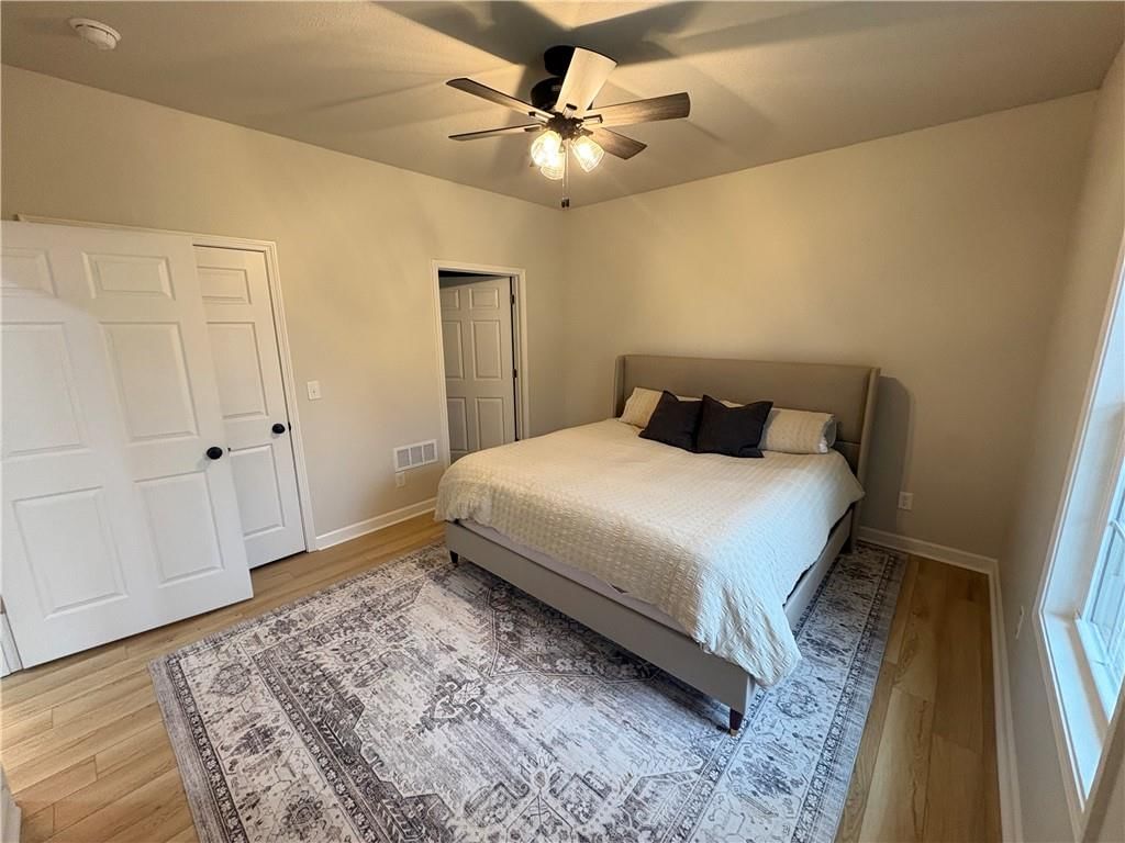 410 E Main Street — photo 21