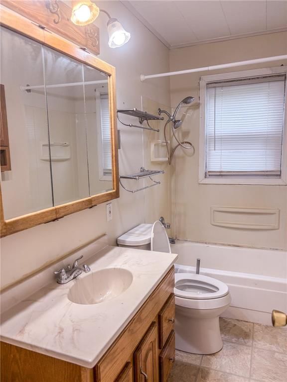 7940 E 102nd Street — photo 8