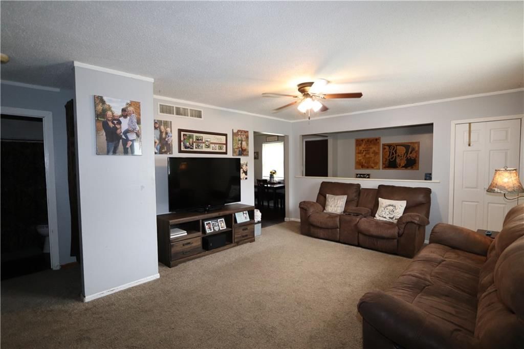 Photo 7 of 17 - 1429 S 6th Street
