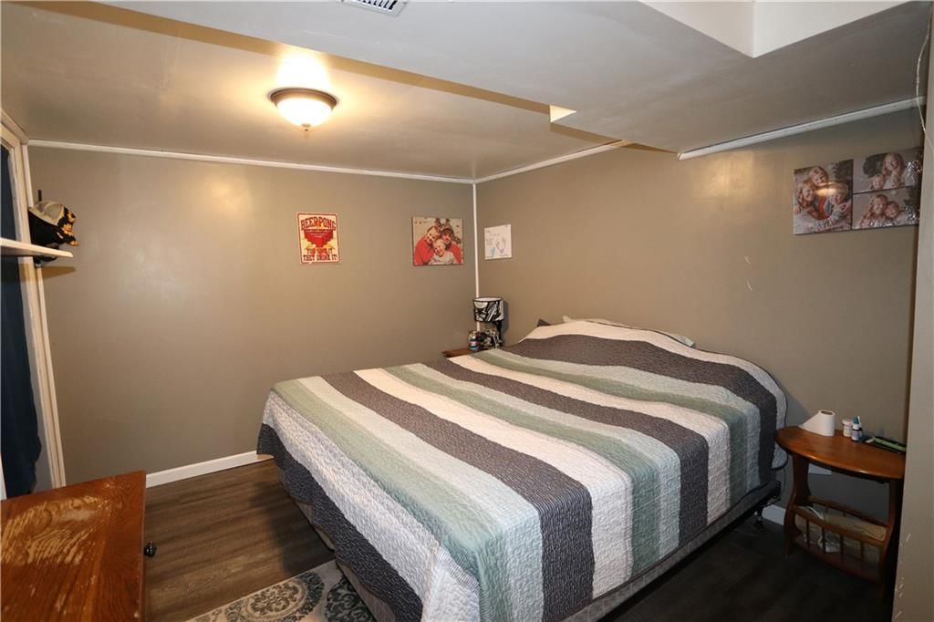 Photo 13 of 17 - 1429 S 6th Street