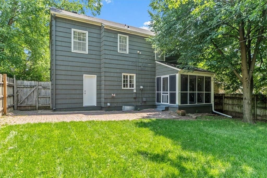 7420 Mercier Street — photo 22