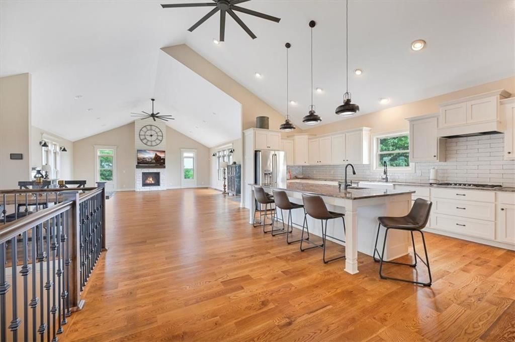 1217 S Desoto Road — photo 12