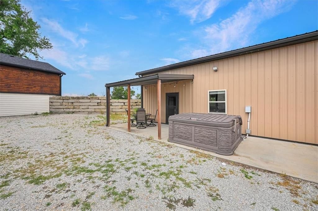 1217 S Desoto Road — photo 36