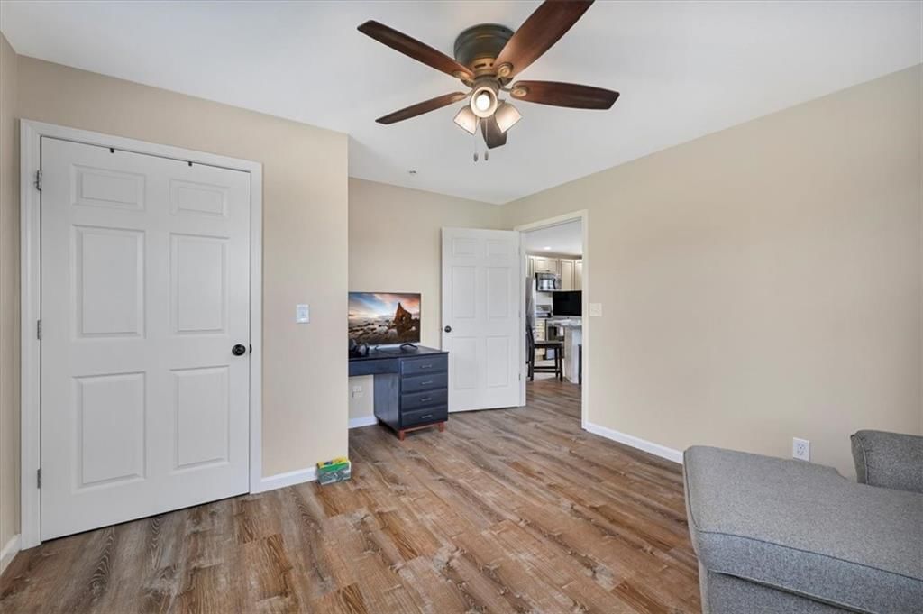 1217 S Desoto Road — photo 39