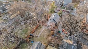4017 Holmes Street — photo 21