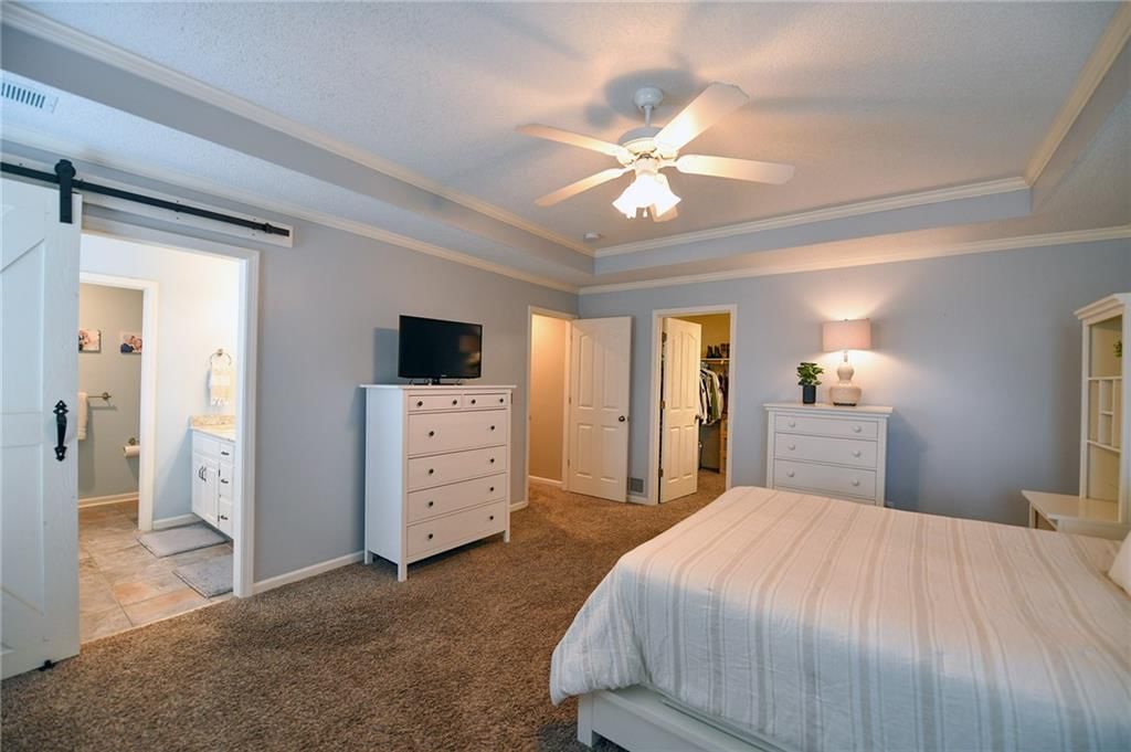 Photo 22 of 44 - 18825 W 117TH Street
