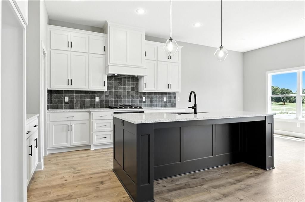 2101 Crooked Creek Drive — photo 12