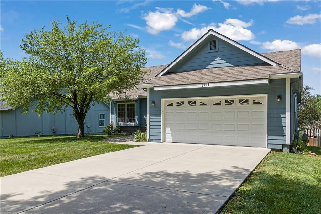 8112 Lichtenauer Drive — photo 2