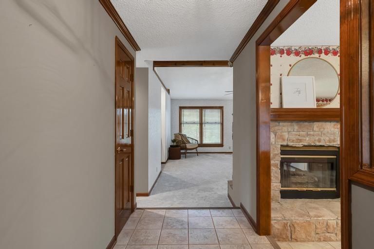 8112 Lichtenauer Drive — photo 5