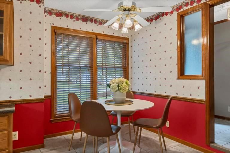 8112 Lichtenauer Drive — photo 15