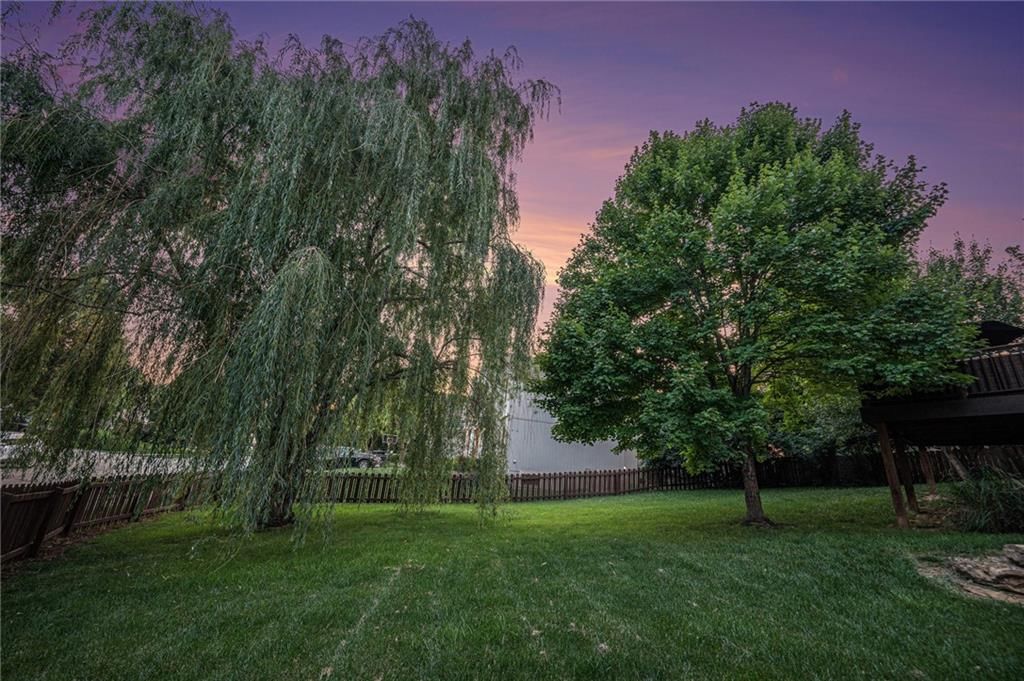 Photo 49 of 61 - 9212 N Manning Avenue