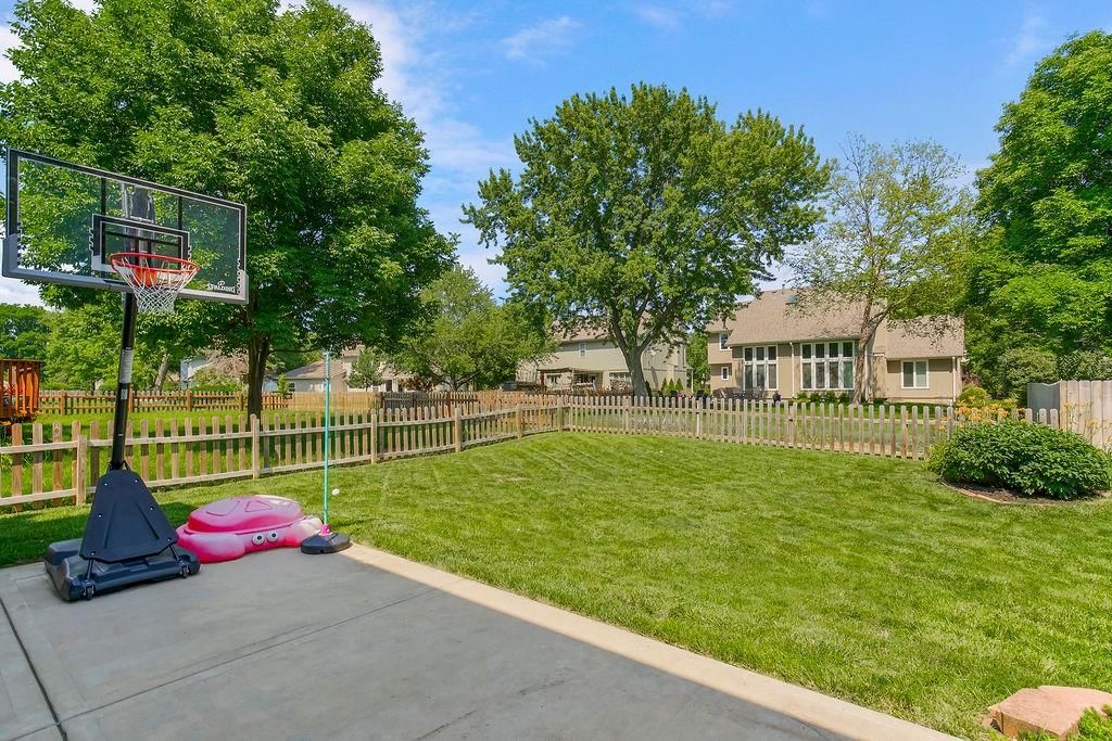 7807 Twilight Lane — photo 35