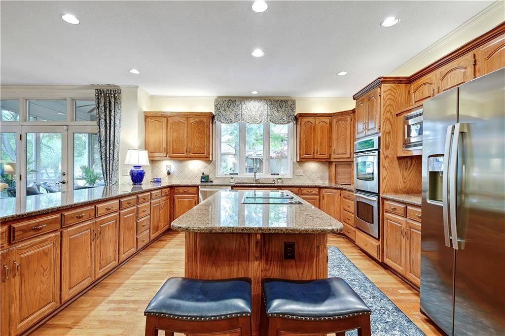 Photo 29 of 46 - 2317 W 126th Street