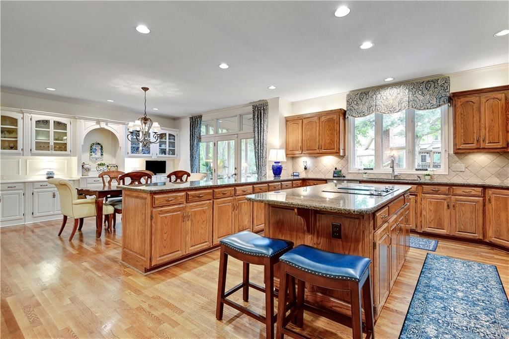 Photo 30 of 46 - 2317 W 126th Street