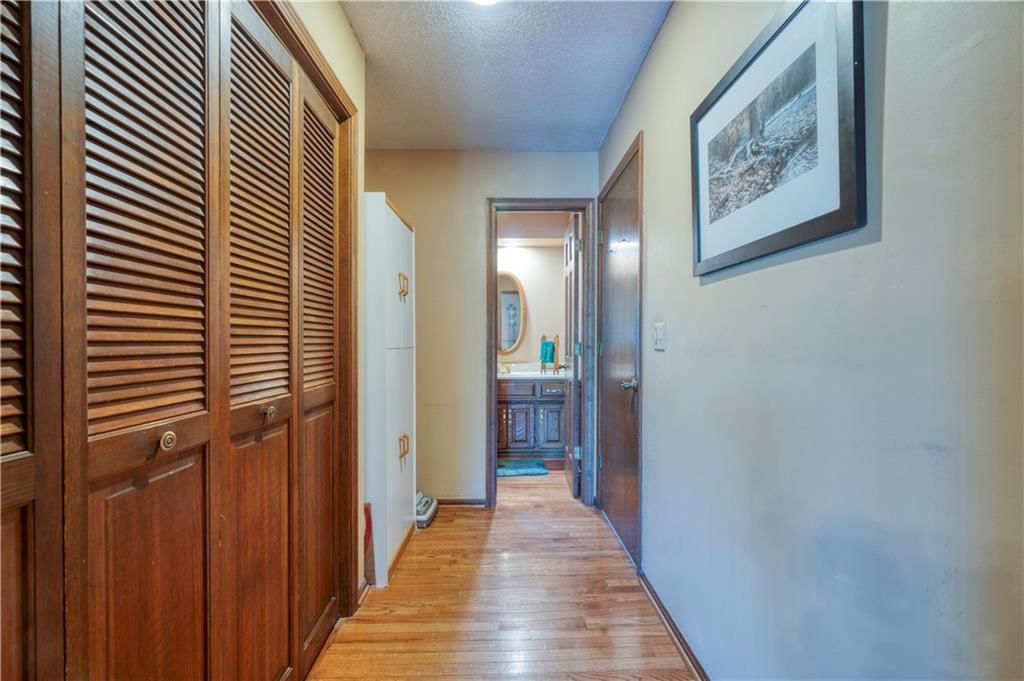 10712 Walmer Street — photo 19
