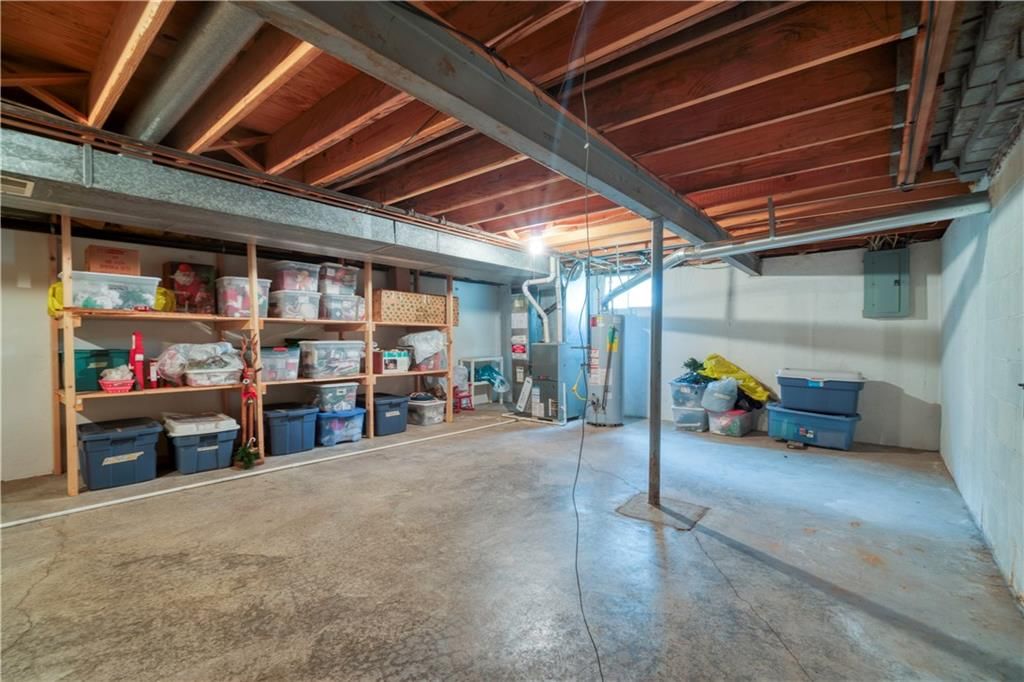 10712 Walmer Street — photo 33