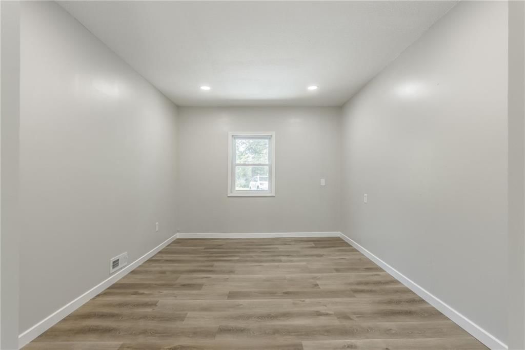 8801 E 49th Street — photo 20