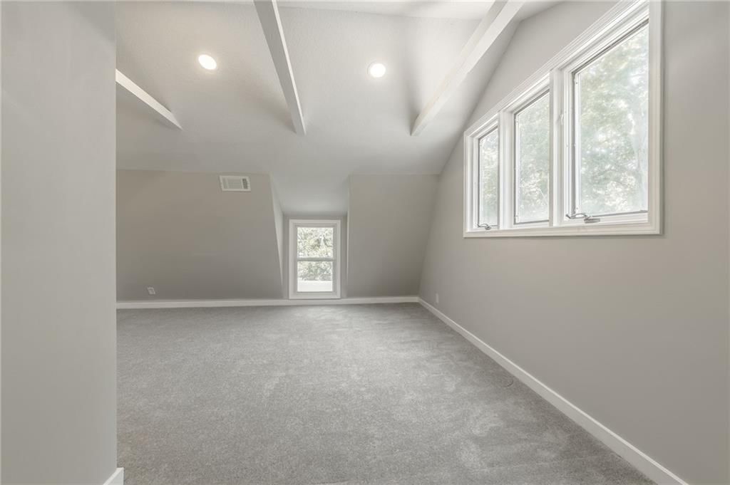 8801 E 49th Street — photo 24