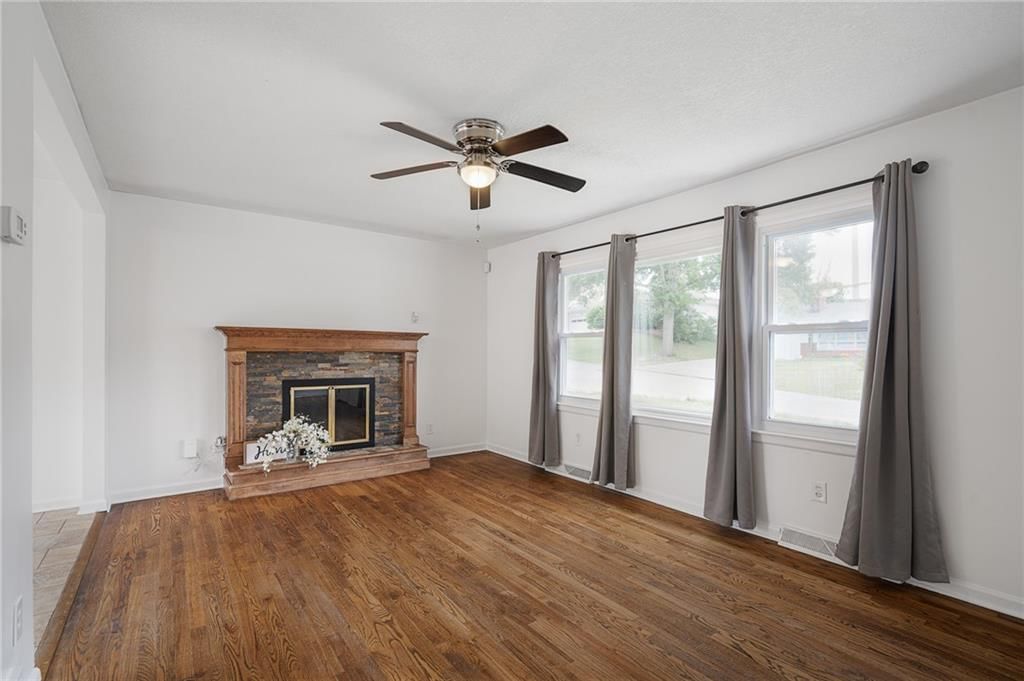 2401 N 64th Terrace — photo 11