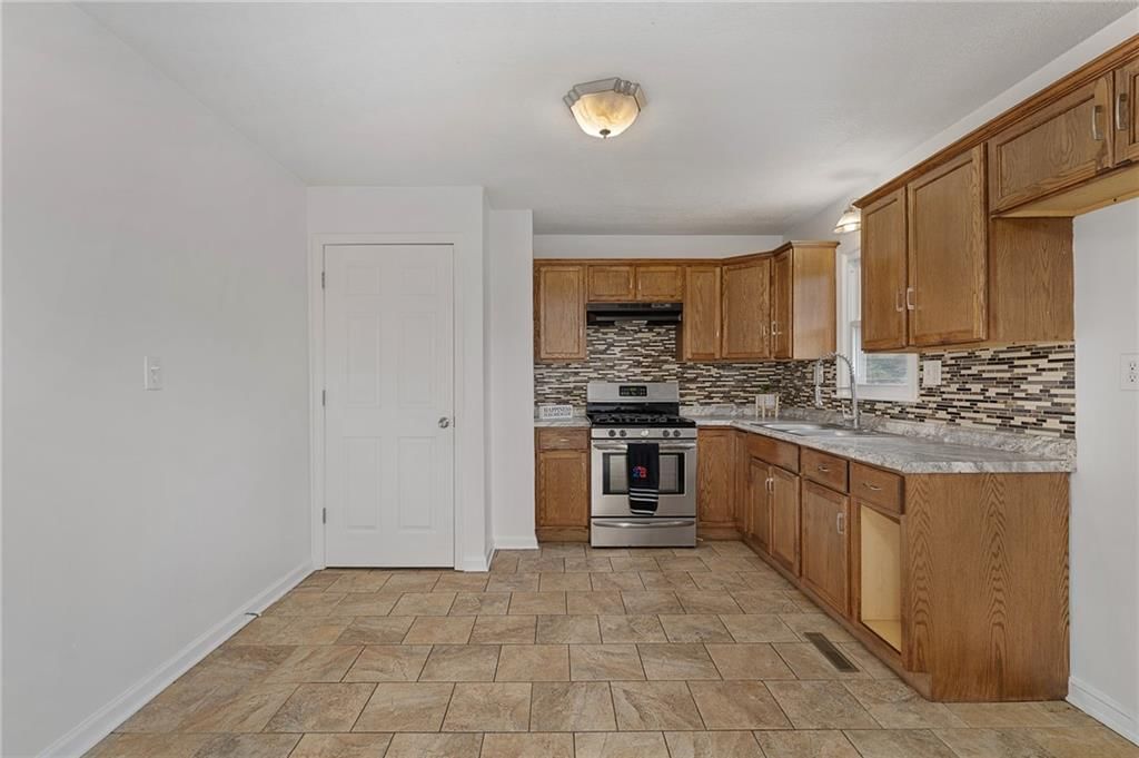 2401 N 64th Terrace — photo 17