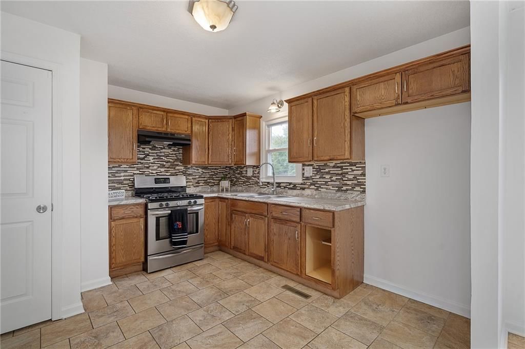 2401 N 64th Terrace — photo 18