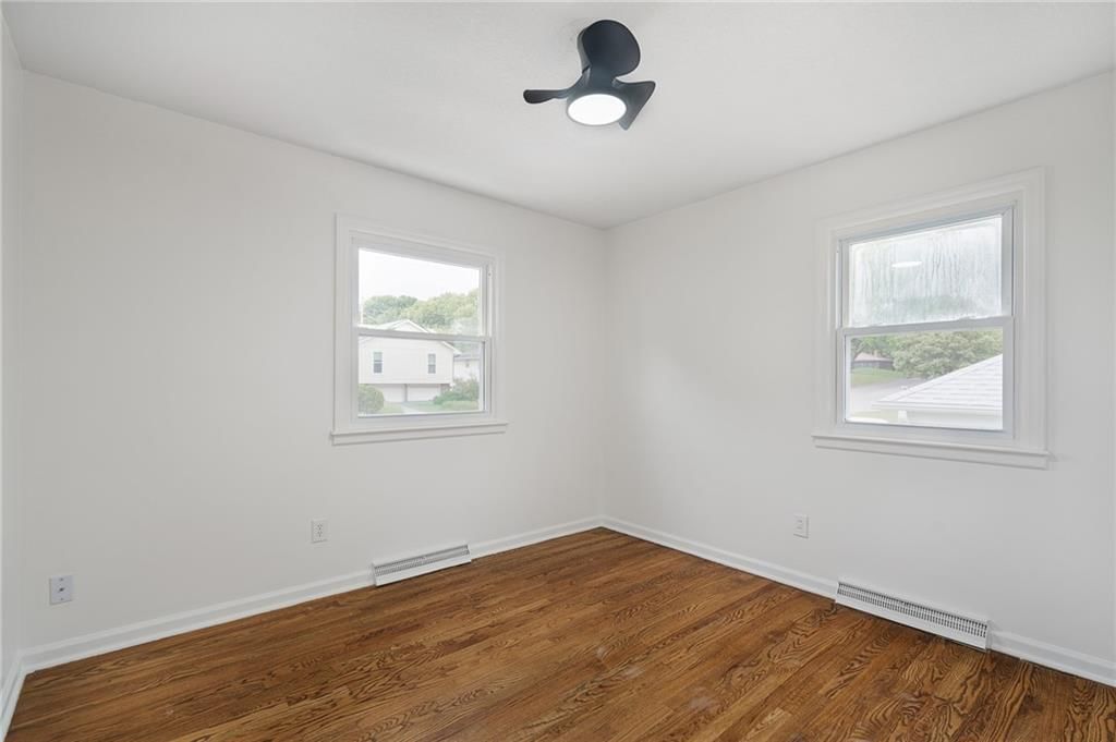2401 N 64th Terrace — photo 25