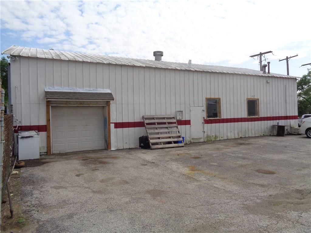 4305 NW Gateway Avenue — photo 9