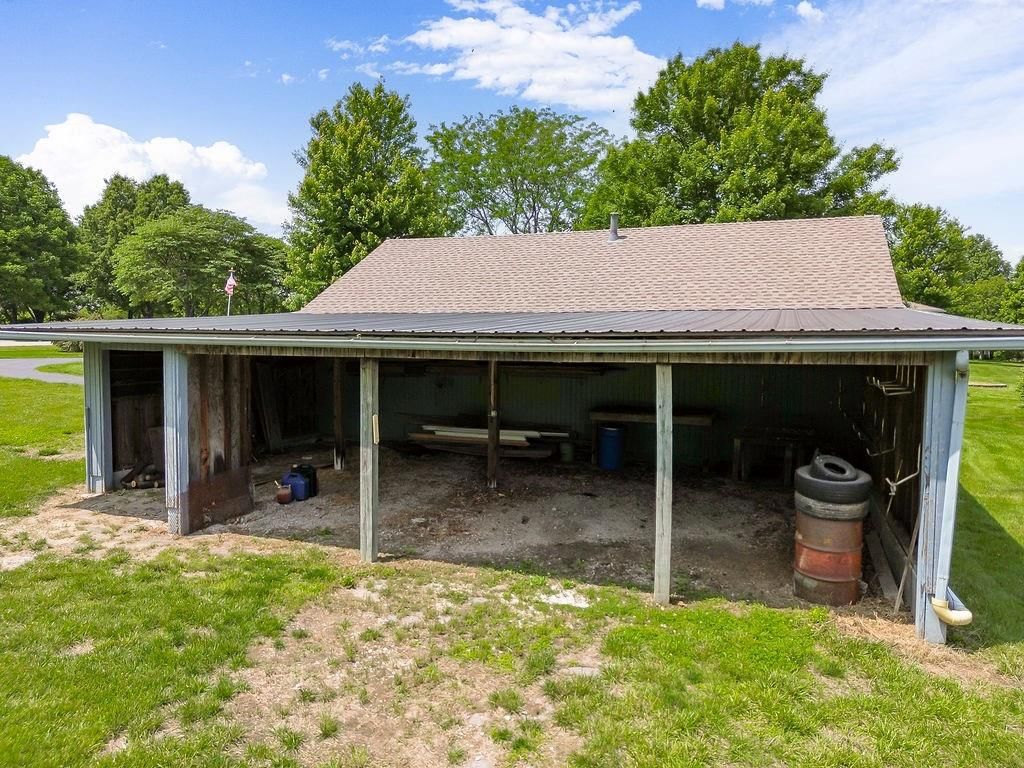 Photo 5 of 54 - 18209 E Moorland Street