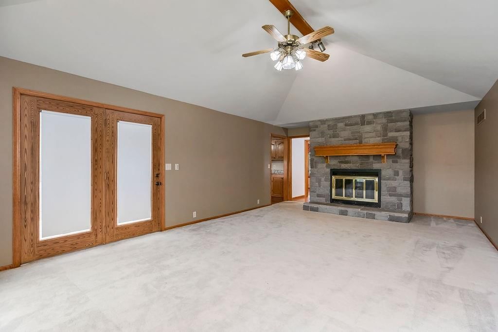 Photo 15 of 54 - 18209 E Moorland Street
