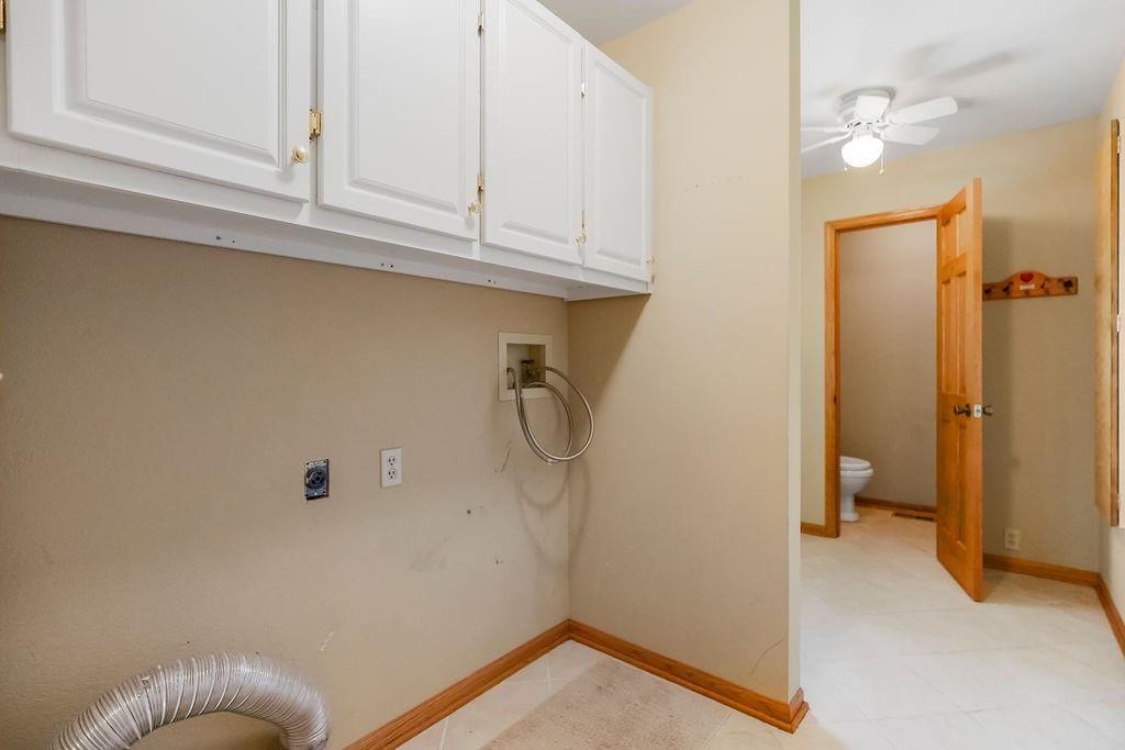 Photo 25 of 54 - 18209 E Moorland Street