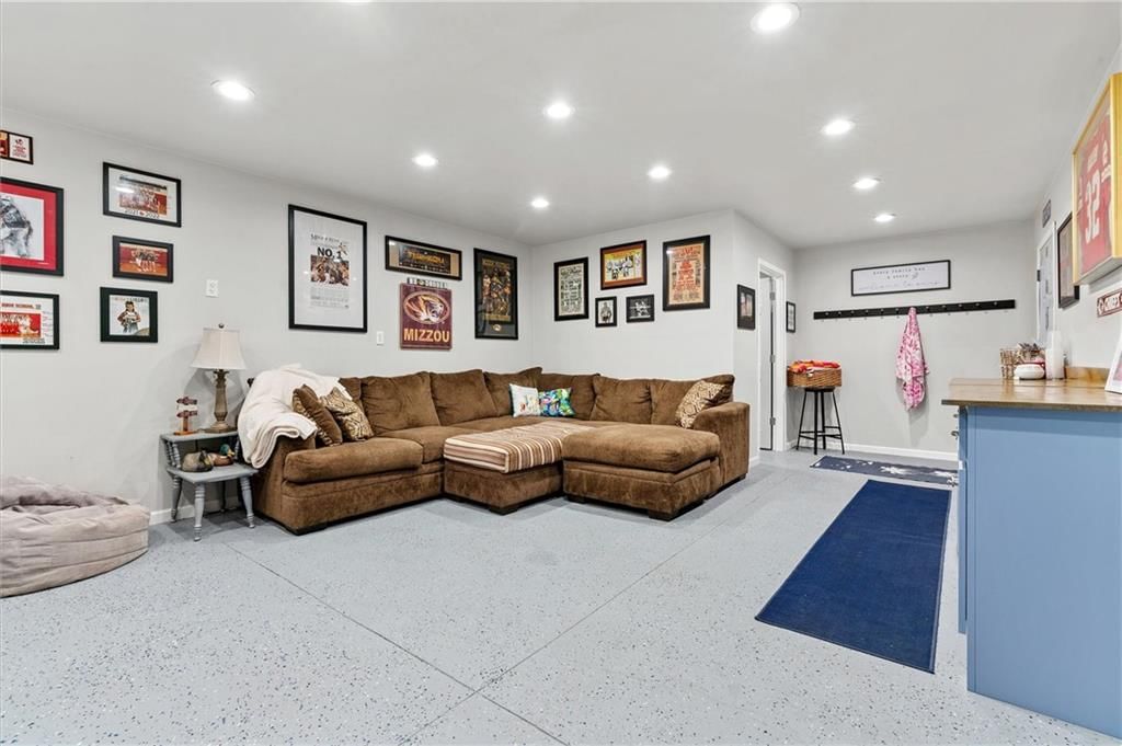 21303 Copper Lane — photo 47