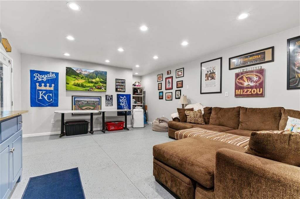 21303 Copper Lane — photo 49