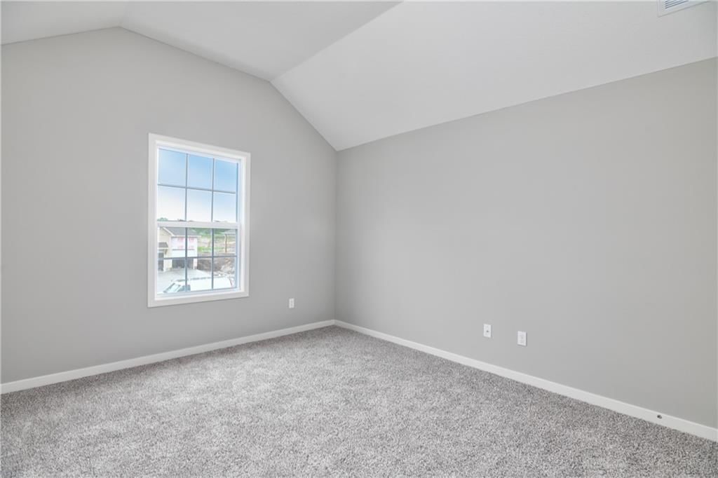 Photo 31 of 32 - 6102 Lewis Drive